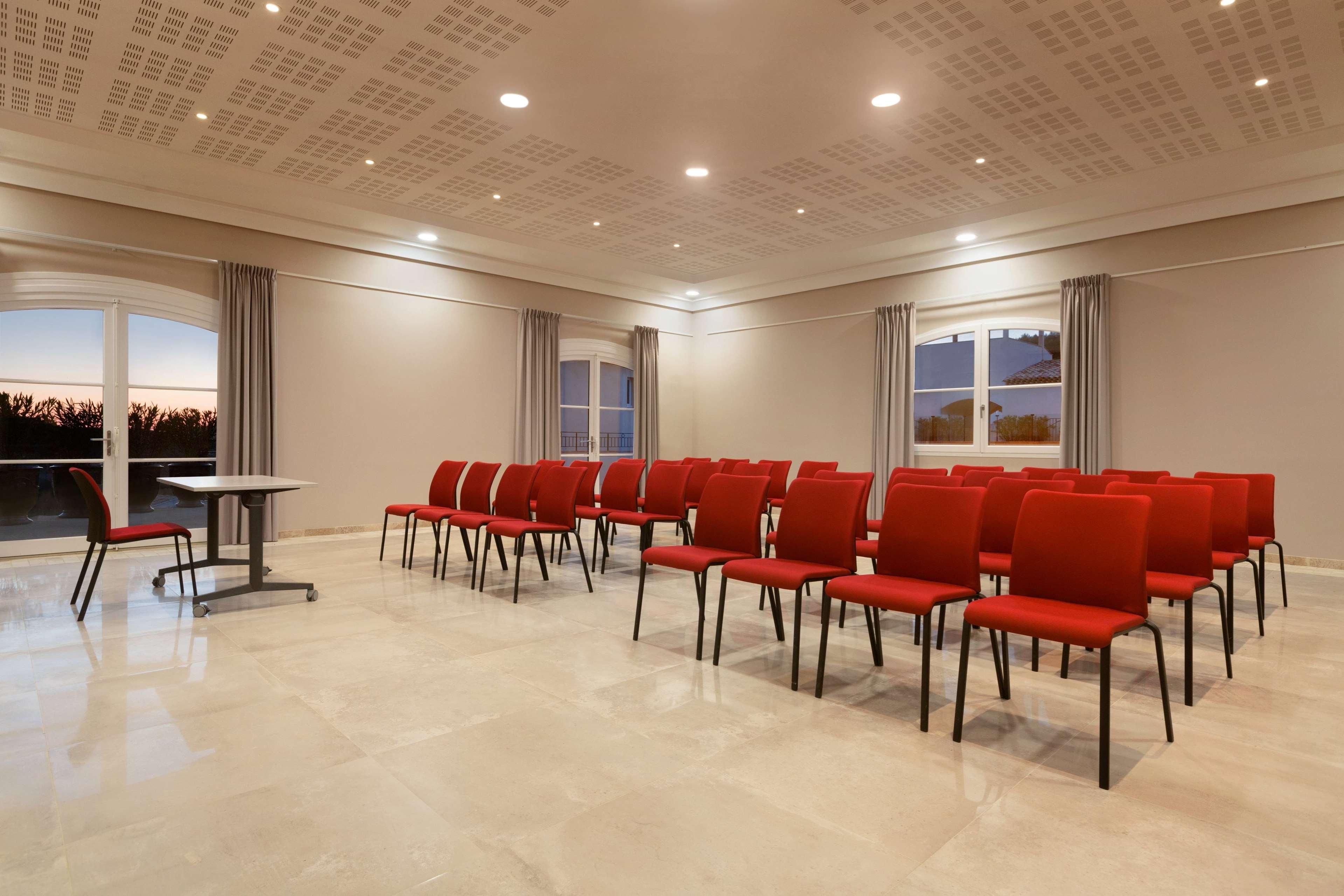 Le Fregate Provence Hotel 4*